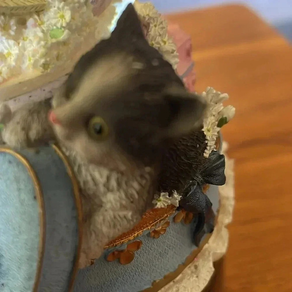 San Francisco music box Co. snow globe , - Picture 3 of 12